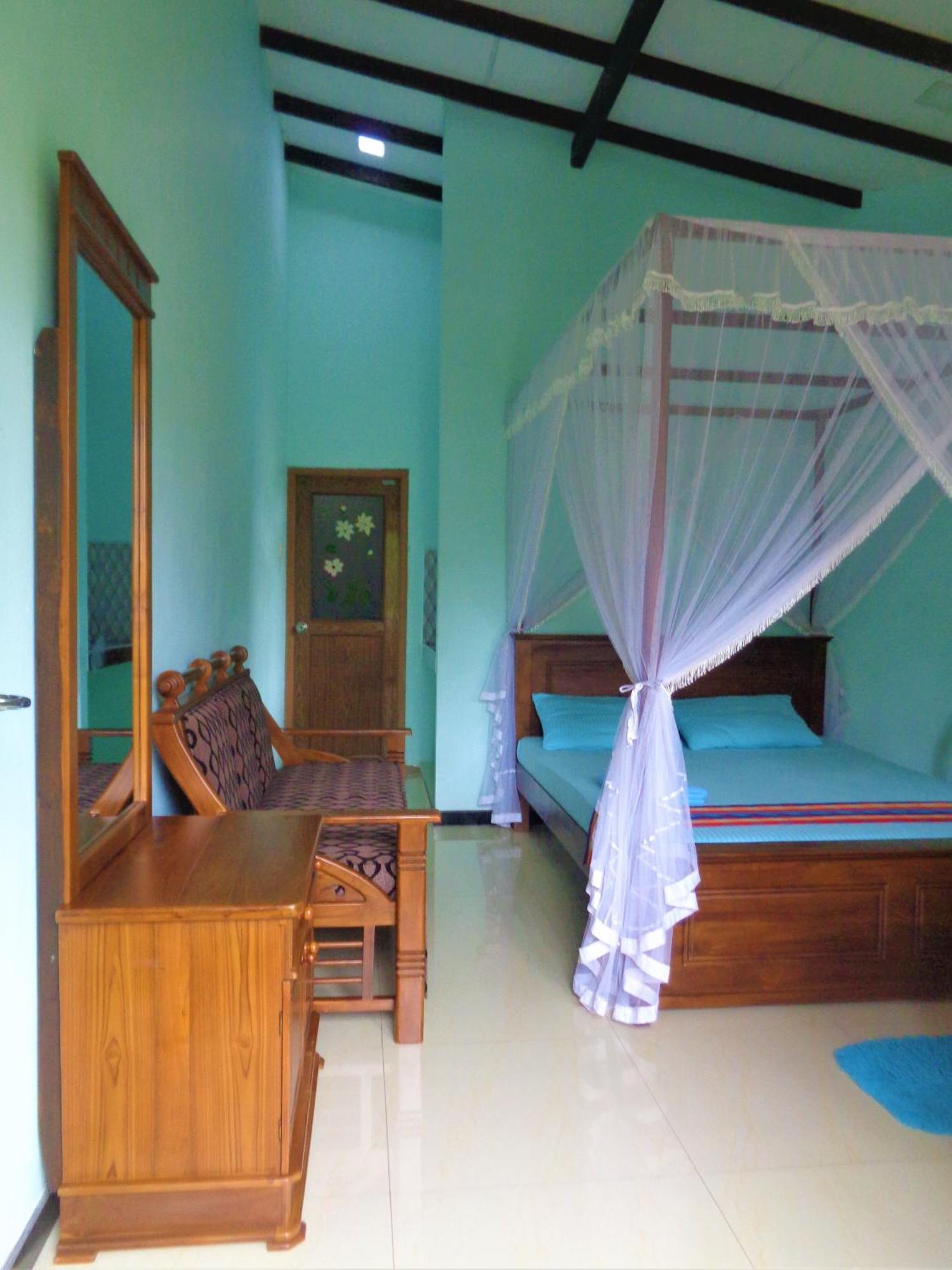 De Fancy House Hotel Unawatuna Bagian luar foto
