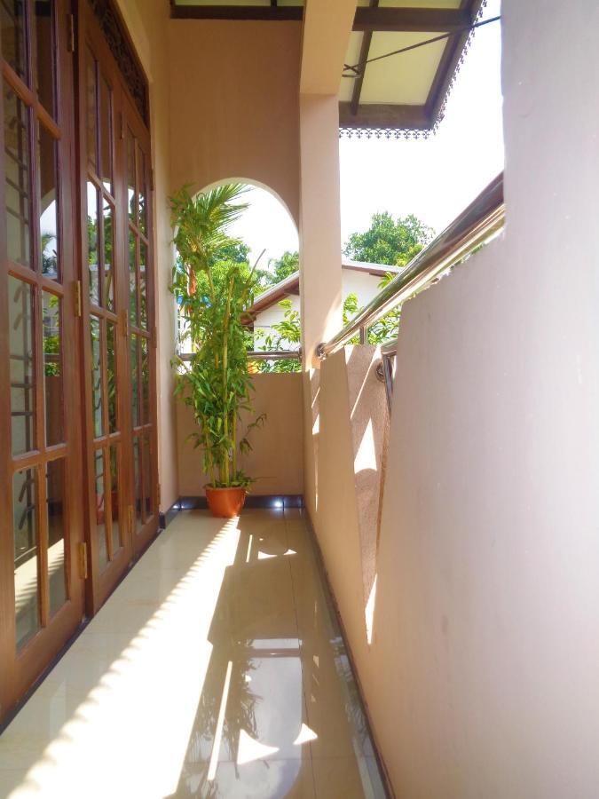 De Fancy House Hotel Unawatuna Bagian luar foto